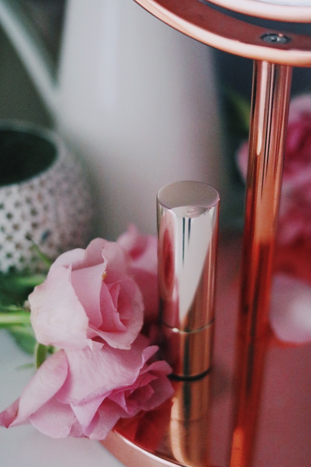 rosemademoiselle , rose mademoiselle , CLARINS , CLARINS ACAMEDIE , collection printemps été 2017 , joli rouge brillant , palette 4 couleur 05 smokey , ombres iridescentes , 10 silver grey , 09 silver pink , 08 silver white , contouring parfait , , revue , avis, paris , blog beauté