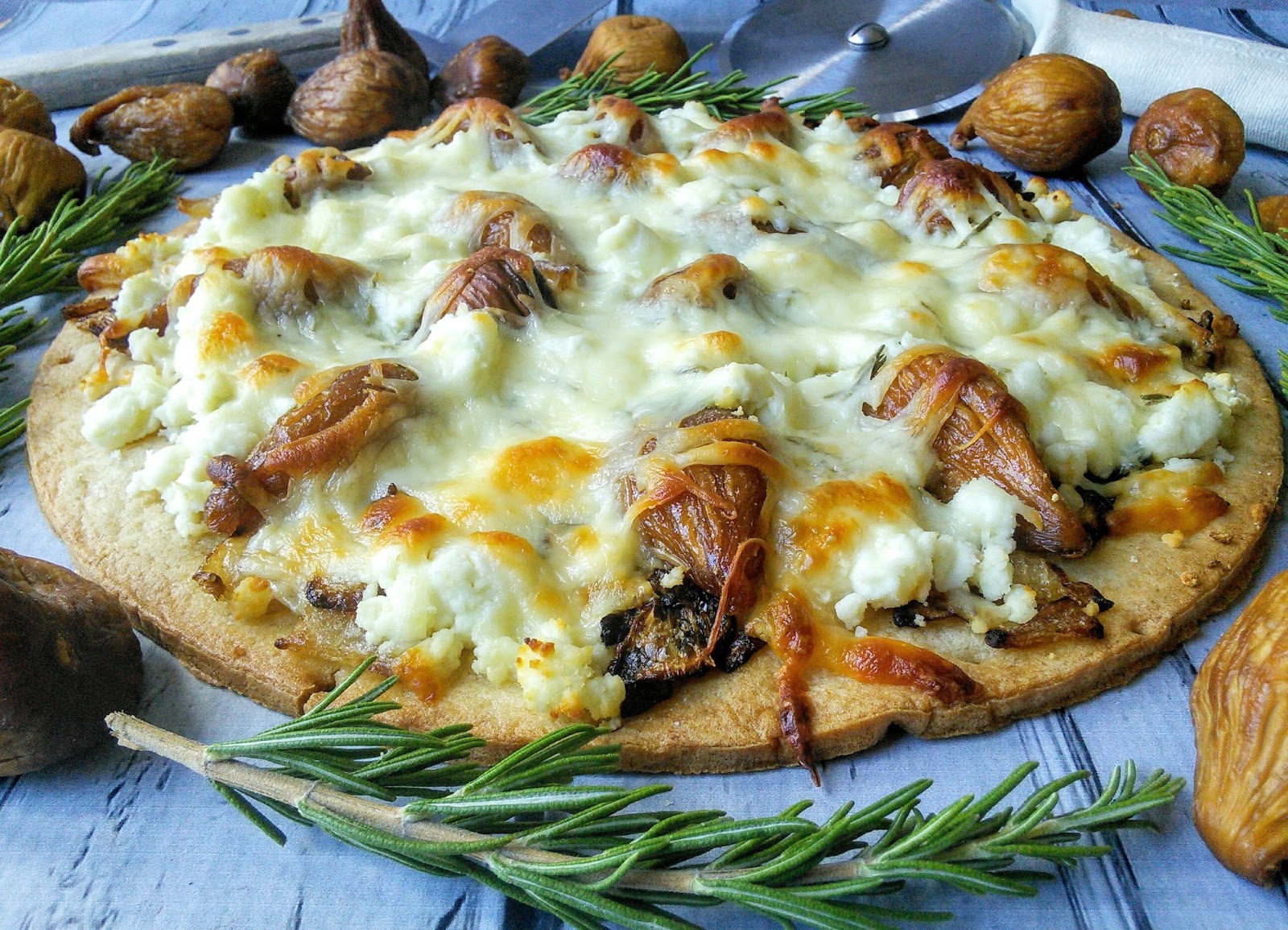 Last month I was introduced to the wonderful taste of figs.