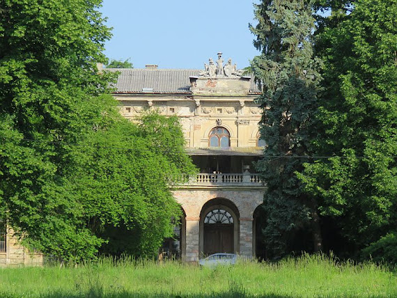 palac Pałac w Pilicy