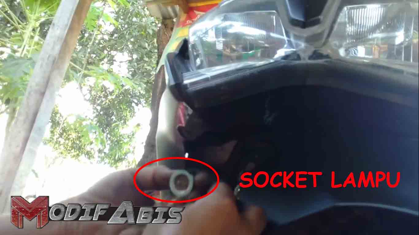 Cara Ganti Lampu Vario Tanpa Buka Tutup Lampu