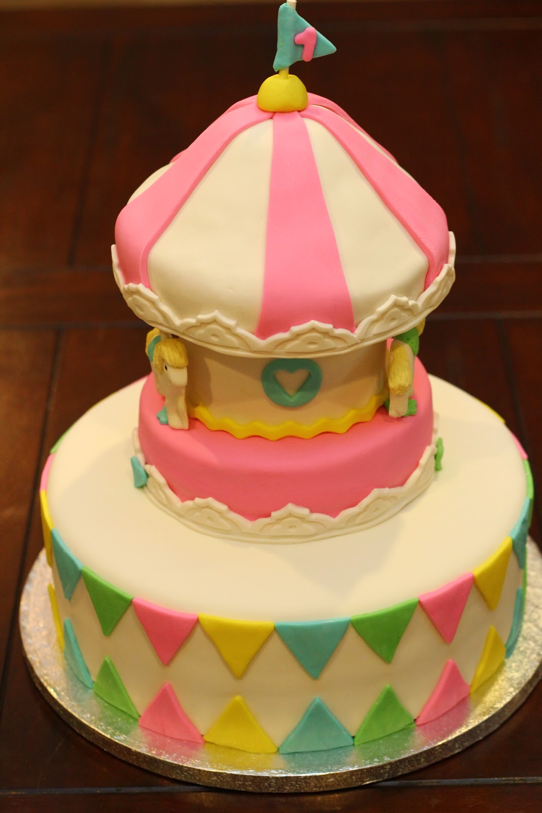 Sweet Cakes & Honey Buns Carousel Cake