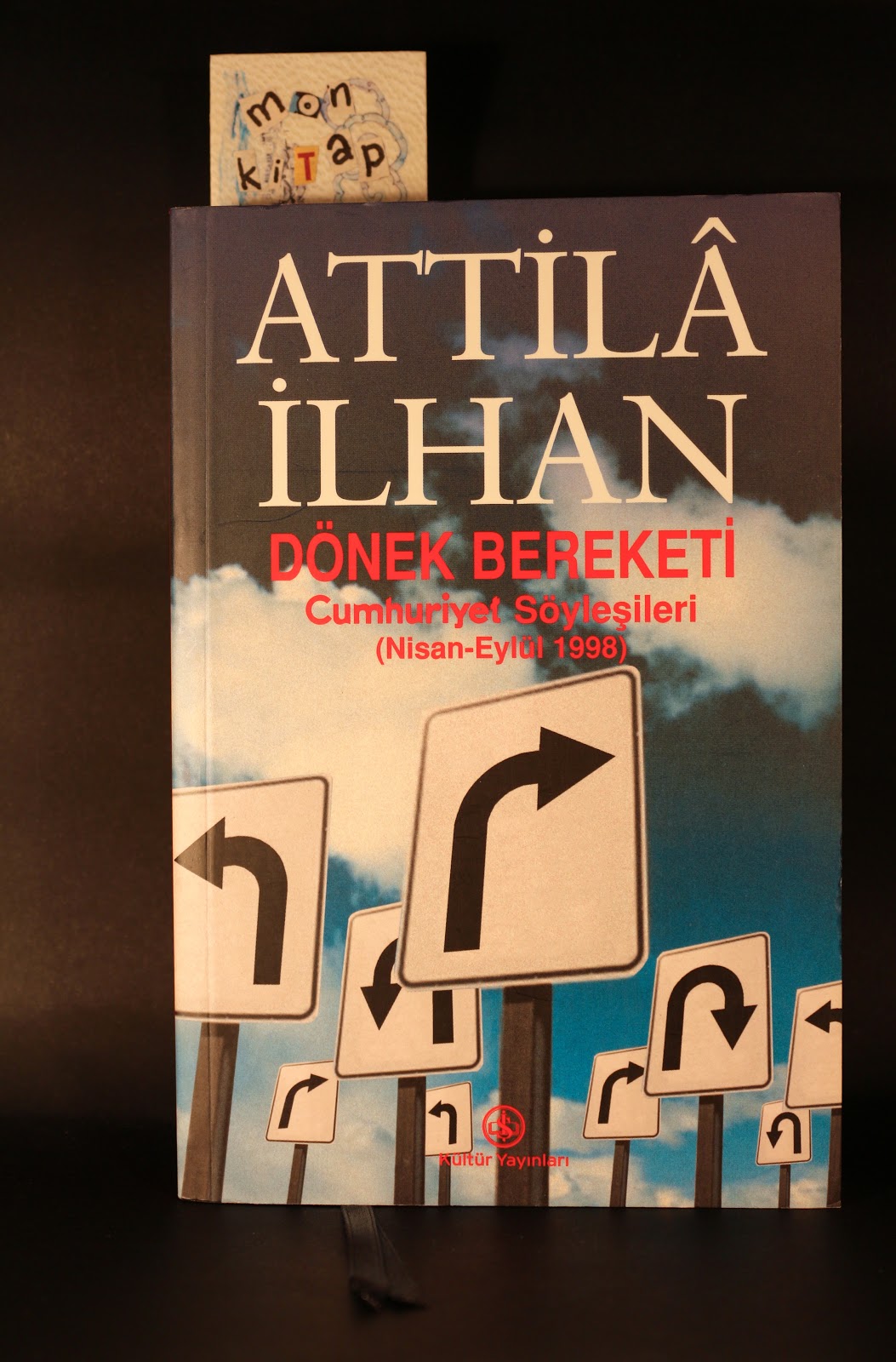 Attila İlhan Kitaplığı mon kitap