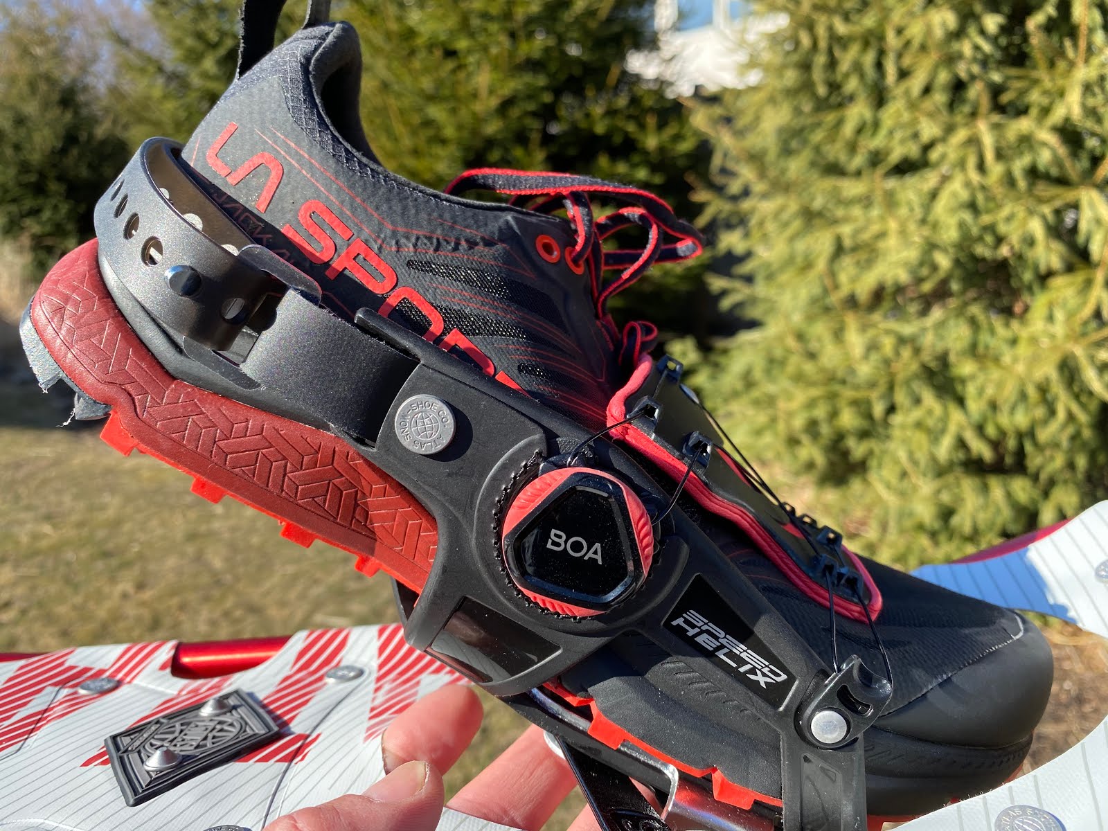 atlas run snowshoe