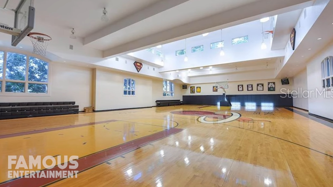 30 Photos vs. Shaquille O’Neal | House Tour 2020 | Mansions in Georgia, Florida & More - Luxury Home & Interior Design Video Tour 30 Photos vs. Shaquille O’Neal | House Tour 2020 | Mansions in Georgia, Florida & More - Luxury Home & Interior Design Video Tour