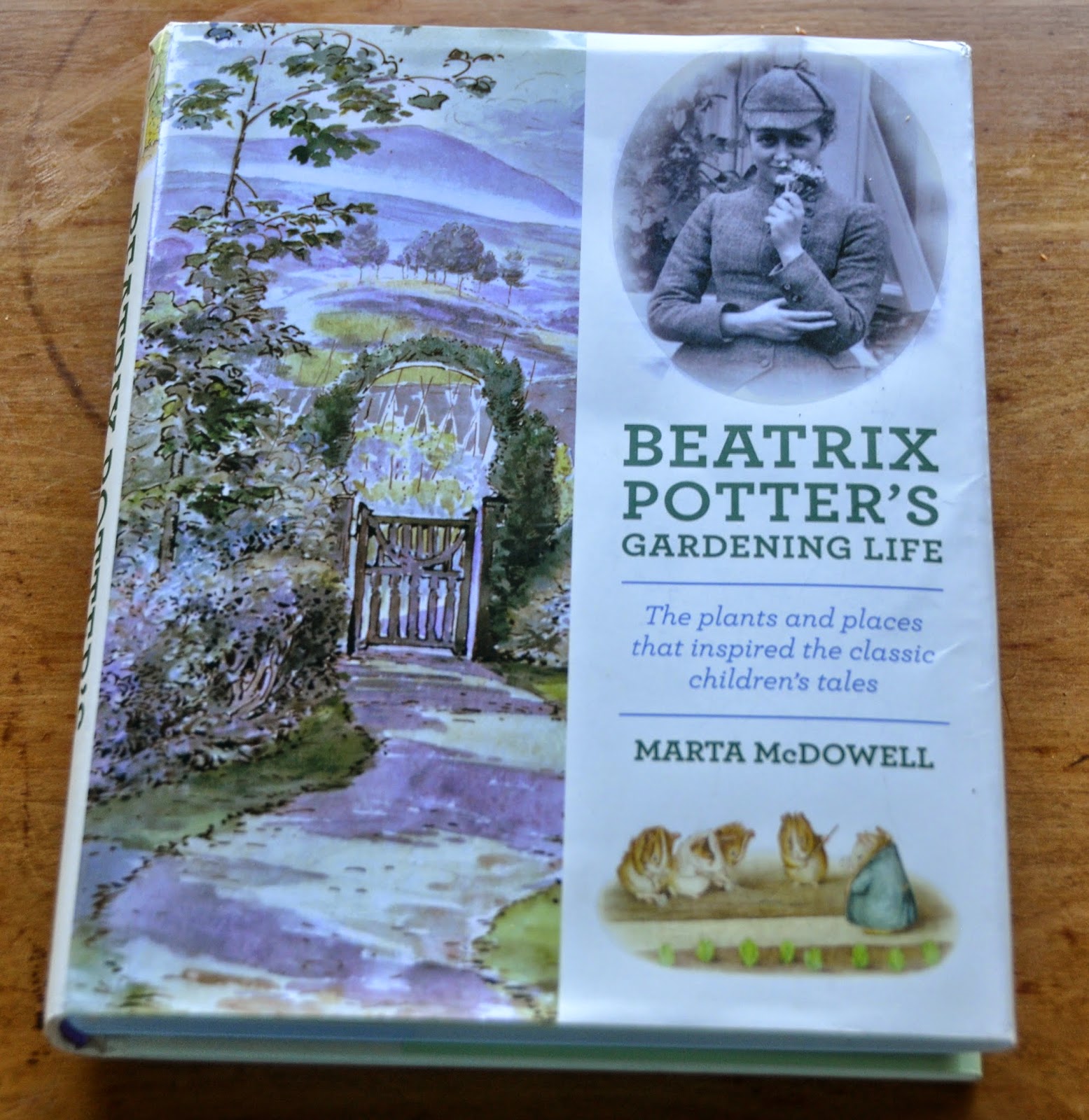 Vicki Lane Mysteries Beatrix Potter's Gardening Life