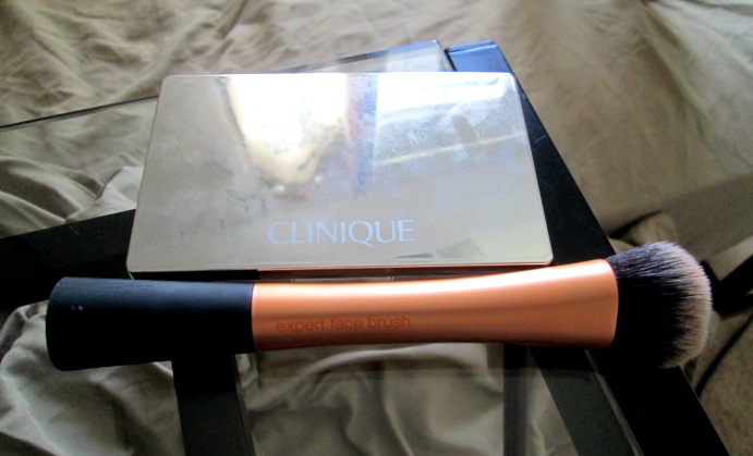 Joy's Commentary: Clinique Even Better Compact Makeup SPF15