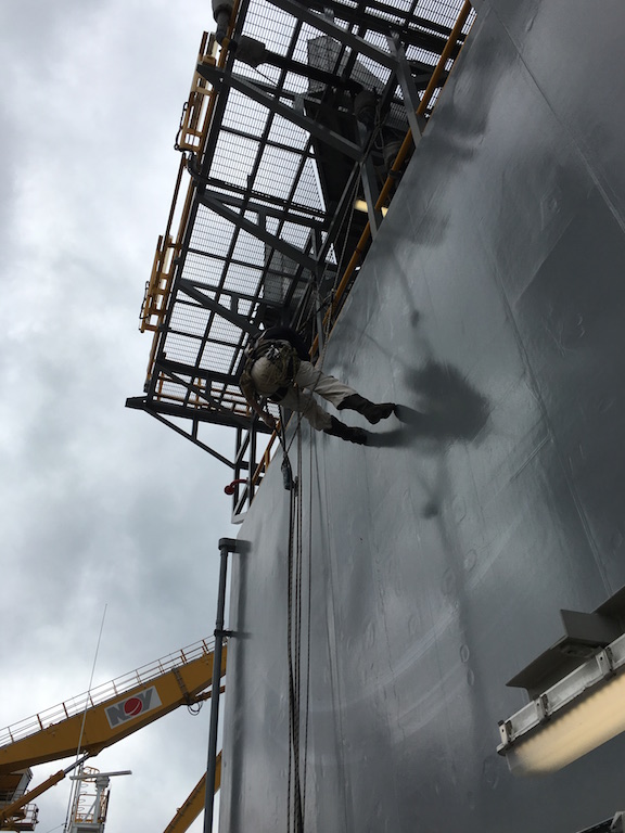 로프작업 & Rope Access Technician 해양플랜트 외판 페인트 수정 로프액세스 로프작업