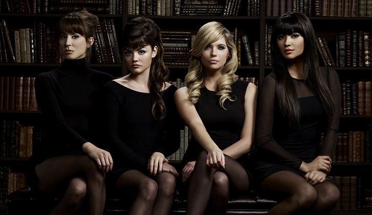 Pretty Little Liars - Shay, Ashley, Troian, Lucy and Tyler on the Christmas Special [VIDEO]