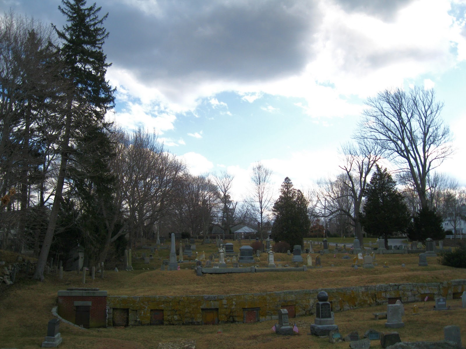 THE OLD COLONY GRAVEYARD RABBIT COHASSET CENTRAL CEMETERY, COHASSET