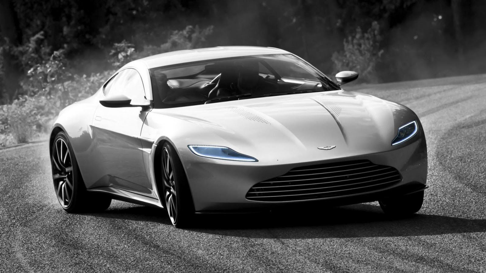 Siêu xe Aston Martin DB10 siêu phẩm tuyệt đẹp của hãng xe Anh Quốc Siêu xe Aston Martin DB10 siêu phẩm tuyệt đẹp của hãng xe Anh Quốc