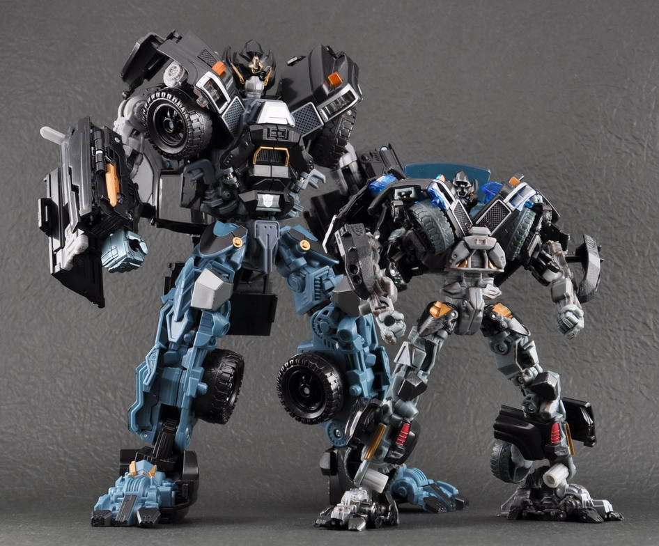 Transformers voyager class. Transformers prime beast voyager optimus prime. Transformers voyager class. Transformers voyager class. Трансформер мегатрон hasbro.