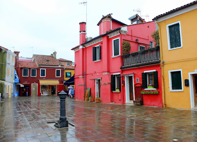 Qué ver en Burano, Casas de colores en Burano. Canales de Burano