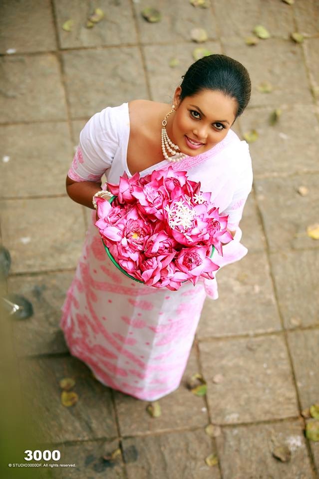Wedding Pre Shoot Of Menaka Peris Sri Lanka Hot Picture Gallery