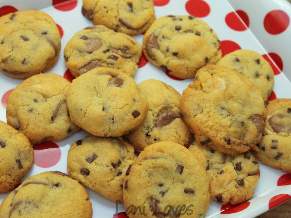 Mum's Chocolate Chip Cookies with Chelsea Raw Sugar