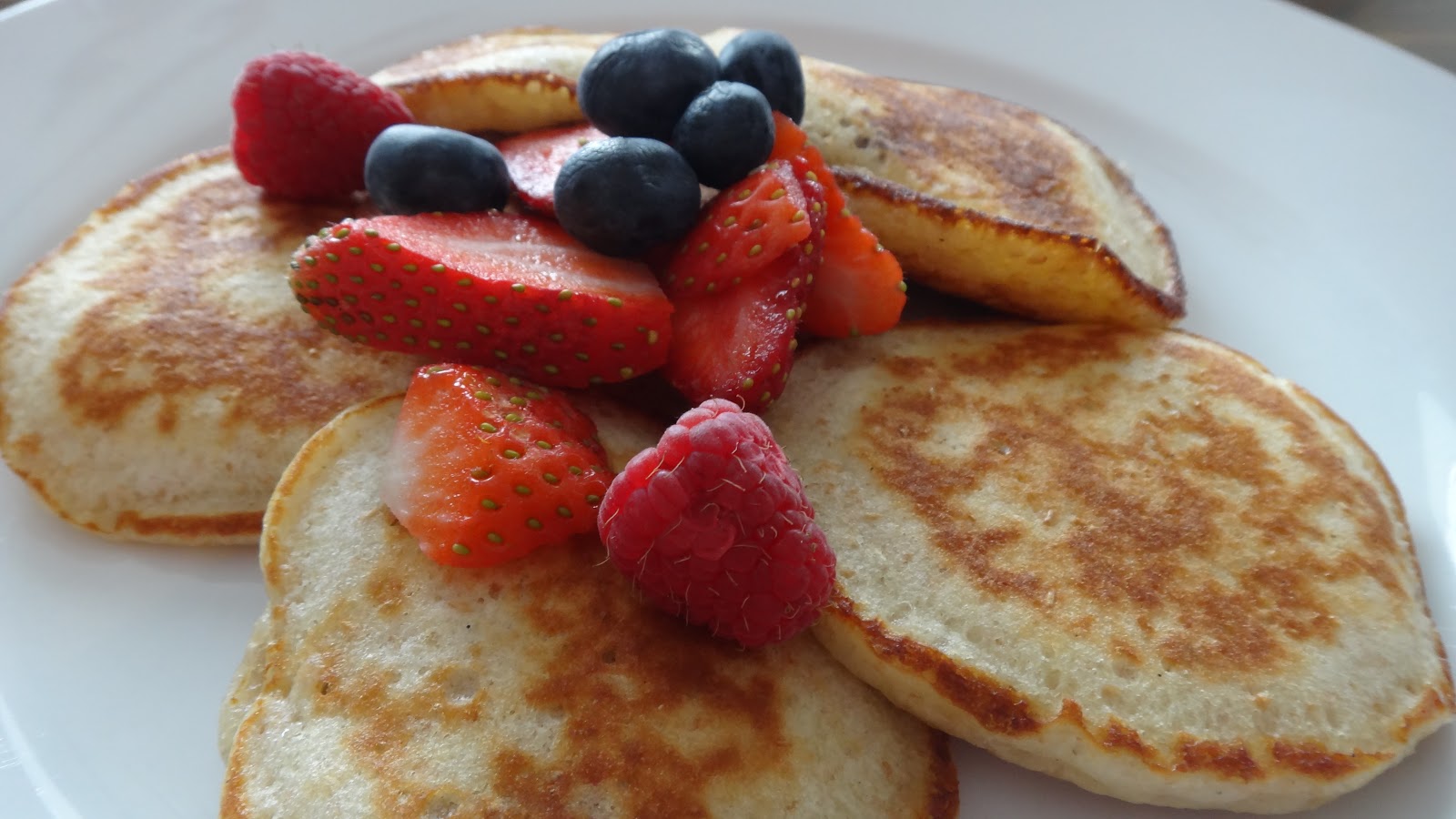 Whole Wheat Yogurt Pancakes