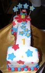 BIRTHDAY CAKE (FONDANT) + FIGURINE