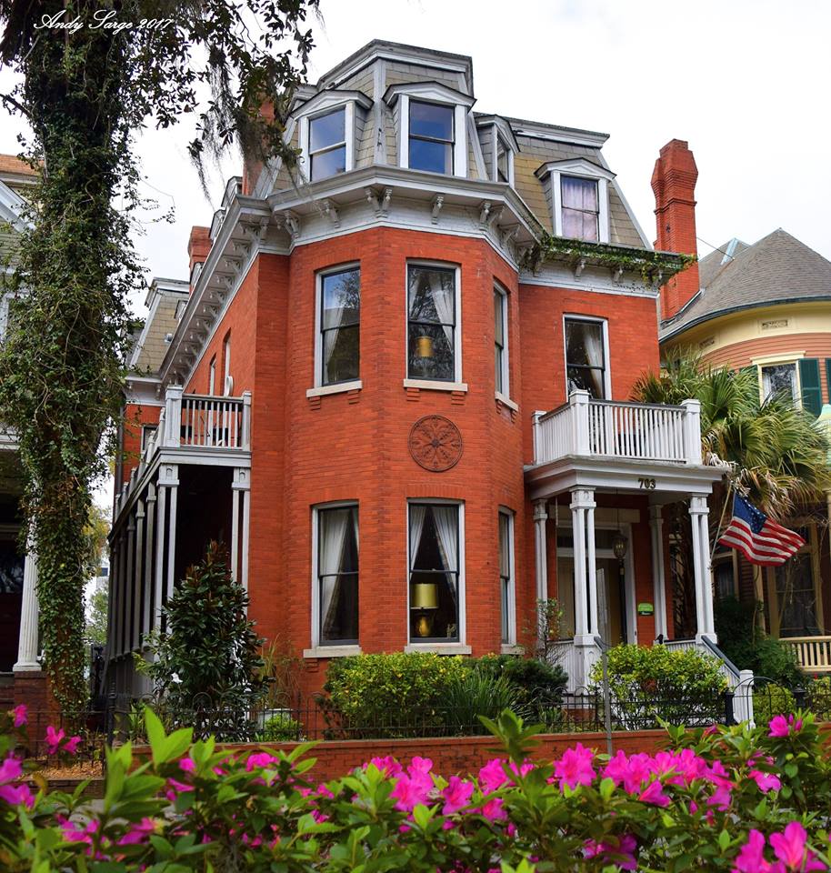 Victorian Row House in Savannah