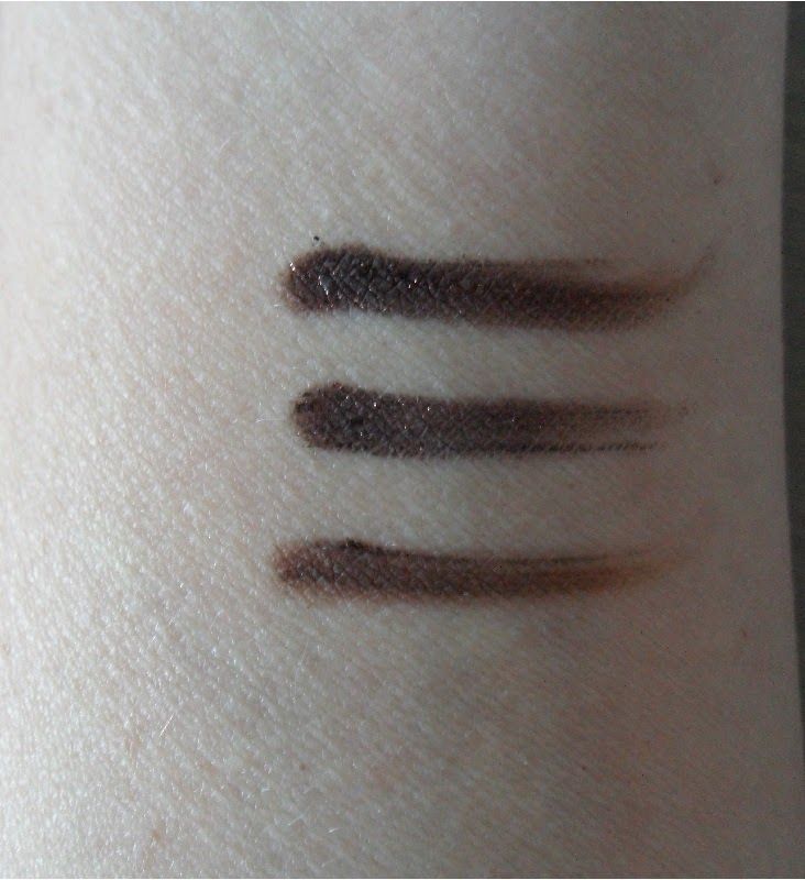 Beautifully Glossy Eles Dimensional Cake Liner