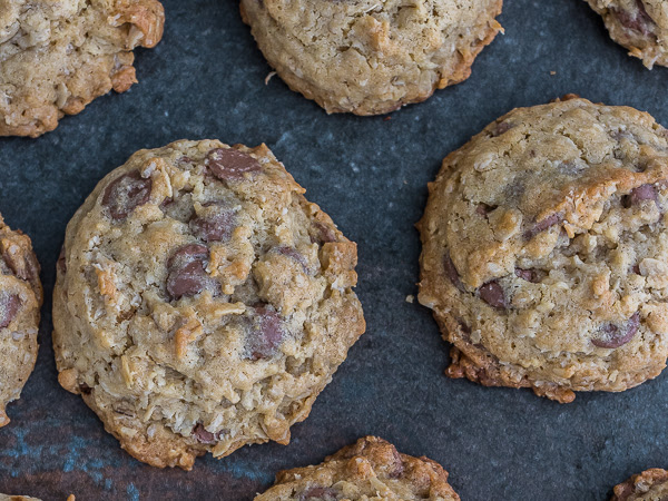 Crousti-moelleux à l'avoine et au chocolat