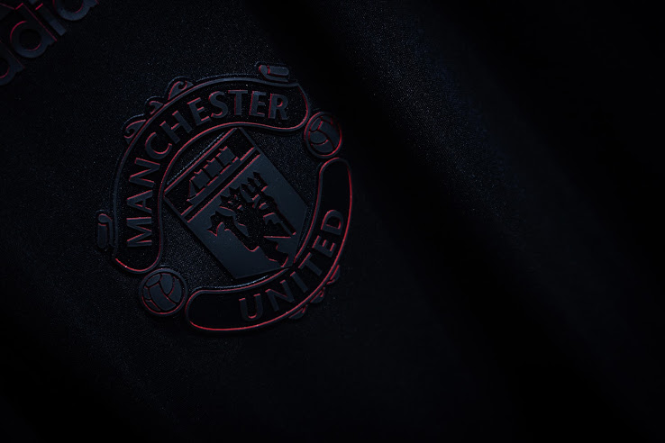 Amazing Blackout Manchester United 18 19 Tango Jersey Released Footy Headlines