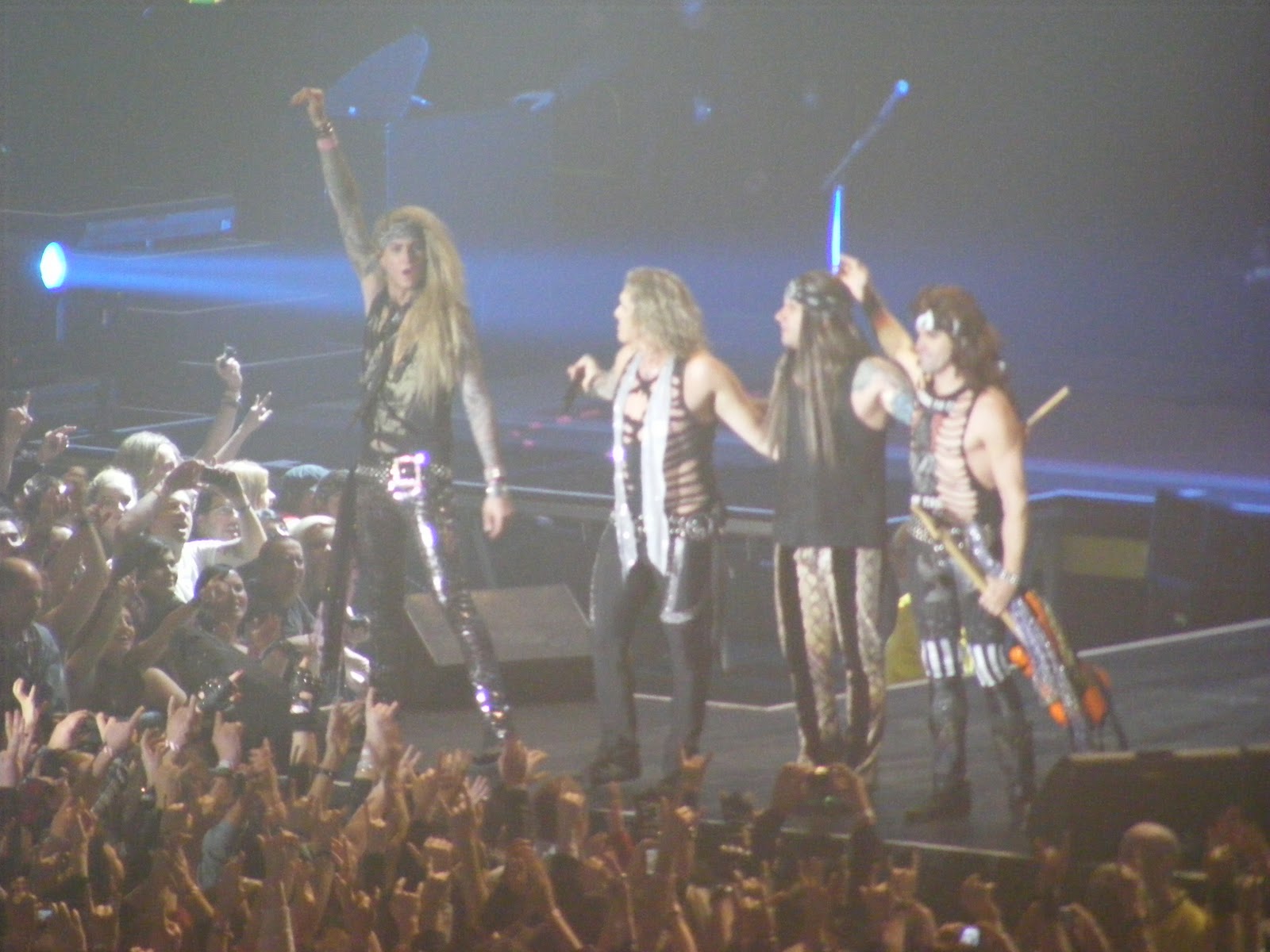 Review of Def Leppard, Mötley Crüe & Steel Panther (UK Tour 2011
