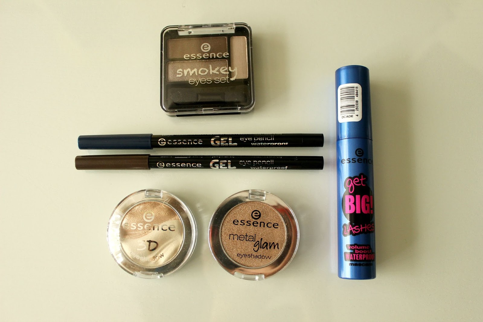 Osheaga Festival Inspired Makeup Tutorial ft. essence cosmetics