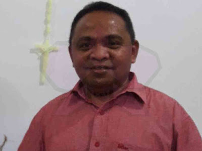 Petrus Matruty Minta Masyarakat Tanimbar Terima Hasil Pemilu 2019 Dengan Lapang Dada Petrus Matruty Minta Masyarakat Tanimbar Terima Hasil Pemilu 2019 Dengan Lapang Dada
