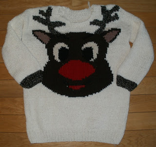Christmas sweater with reindeer sweter na Boże Narodzenie z reniferem