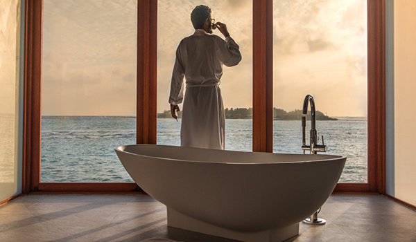 Luxury Commercial Bath | PintFeed