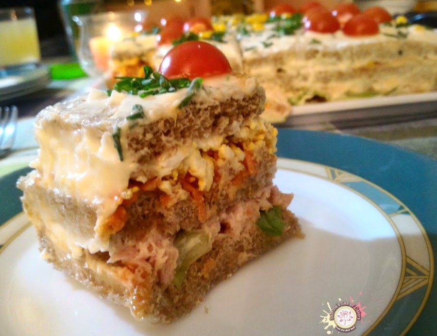 Pastel salado pan de molde integral atún corte