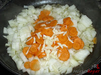 Sofriendo la cebolla y la zanahoria