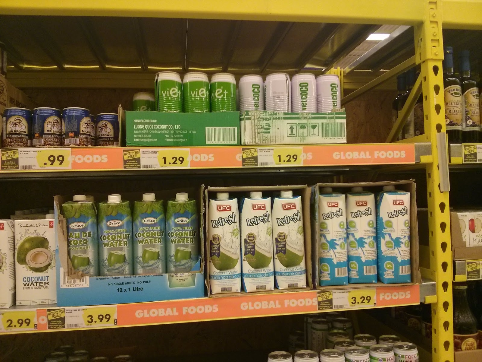 Best Coconut Water Review! Eating With Gordon