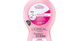 loreal face wash woman