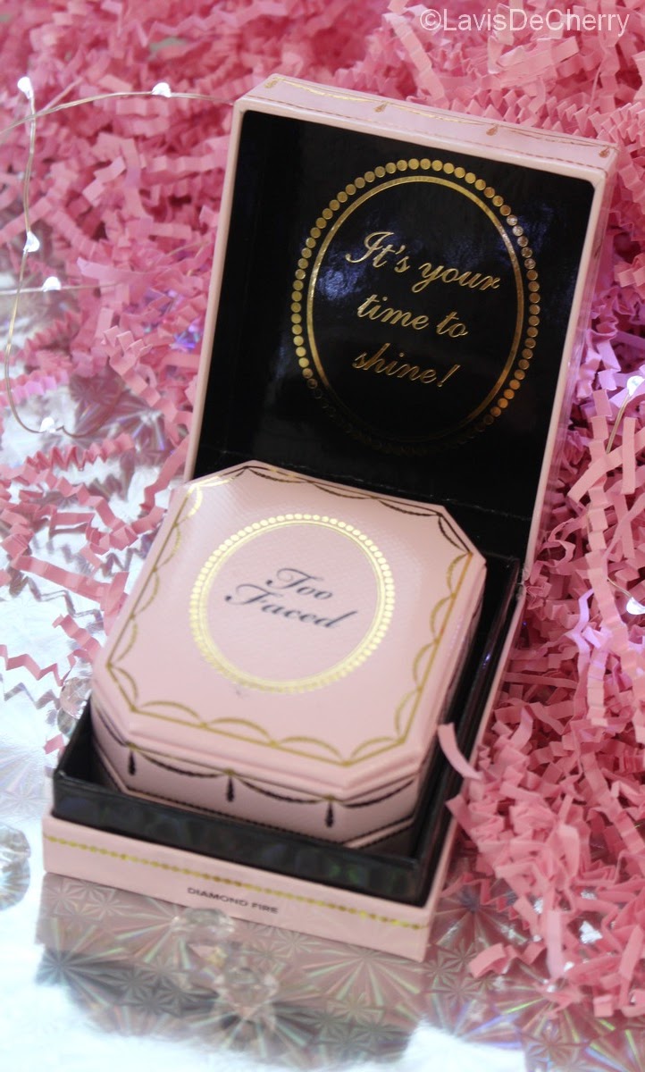 too-faced-highlighter-diamond-light-éclat-diamant-pretty-rich-collection