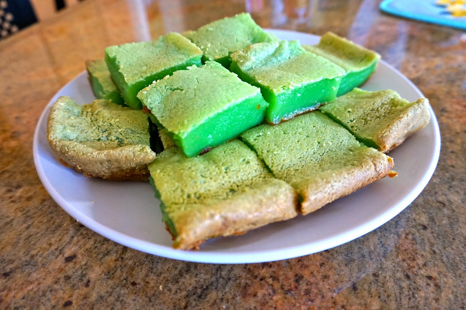 michelletabelle. Pandan Mochi Cake