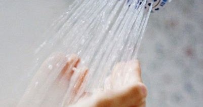 Niat Mandi Wajib Setelah Haid (Datang Bulan) Lengkap dengan Artinya