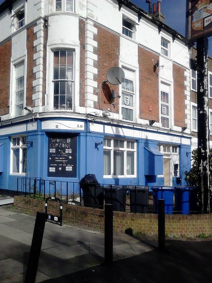 Andrew Simpson Painting Peckham.......... standing in a pub with no beer.... the