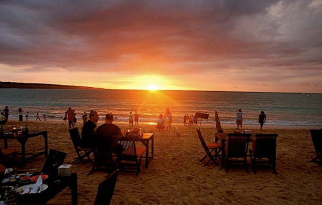 Pantai Jimbaran bali Pantai Jimbaran bali