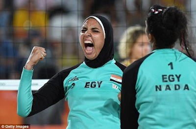 8 Rio Olympics: Egyptian Female Beach volleyball team wear Hijab while playing against Germany (photos)