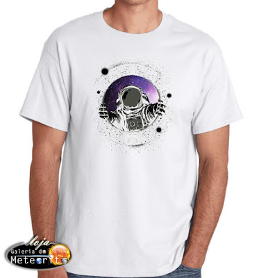 camiseta astronauta 
