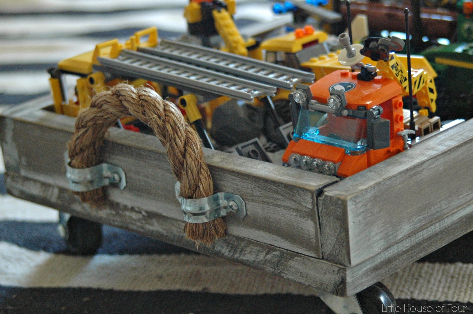 lego rolling storage box