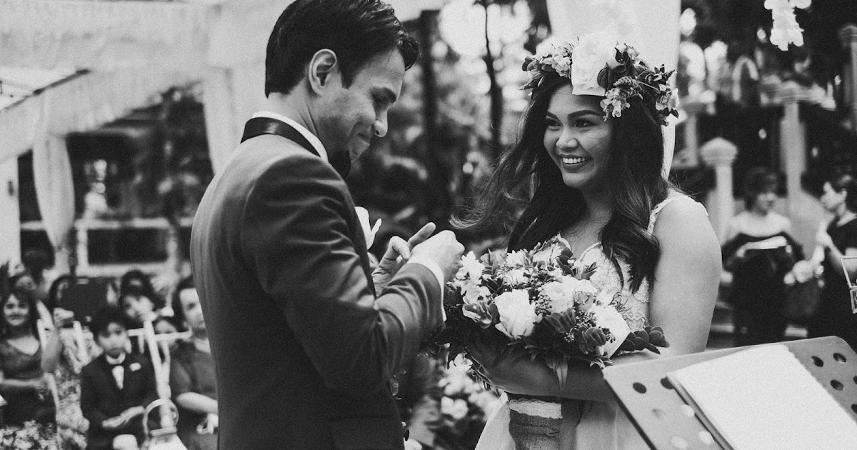 FAN MAIL FRIDAYS How much do weddings cost these days?