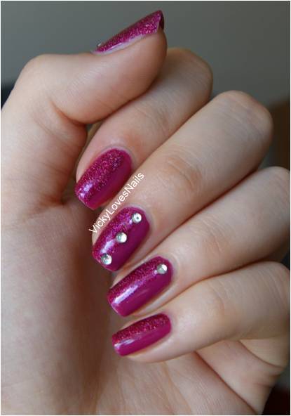 Vicky Loves Nails!: Simple Pink Holo Nail Art