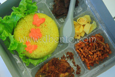 Gambar Nasi Kuning Dalam Kotak - Gambar Makanan