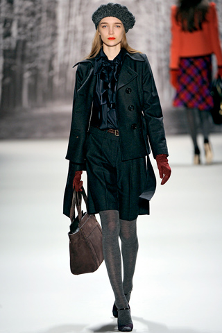 February 2011 | Closet Fashionista