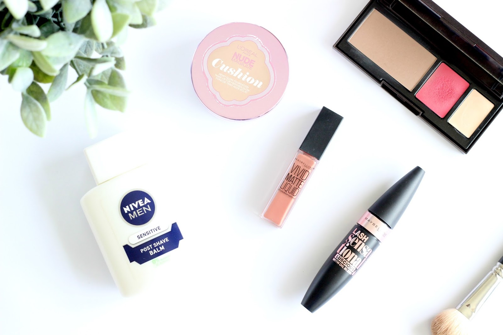 A picture of my May Beauty Favourites 2016
