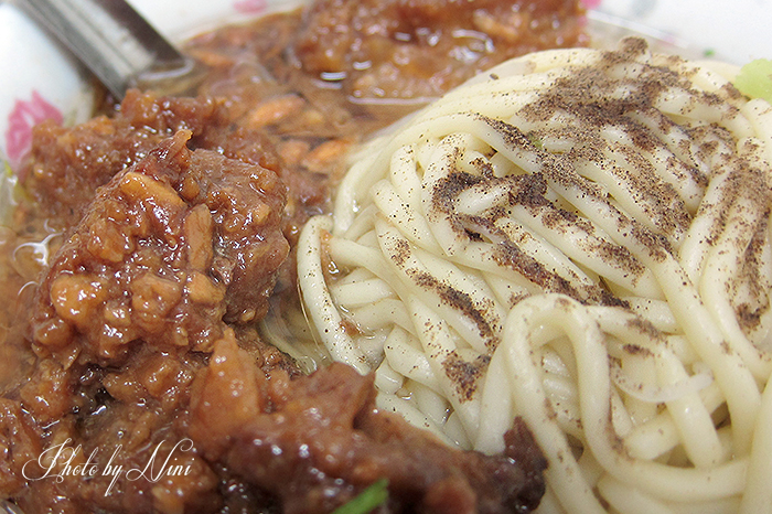 【台中豐原】廟東清水排骨酥麵。最具指標性的豐原美食 【台中豐原】廟東清水排骨酥麵。最具指標性的豐原美食