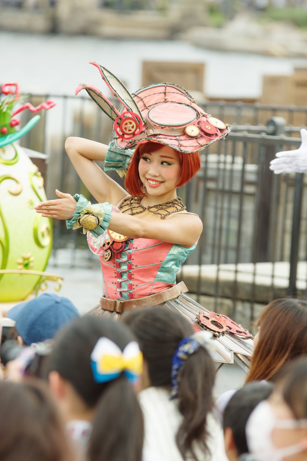 ファッショナブルイースター ファッショナブルイースター ダンサー
