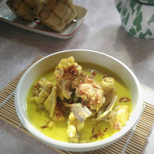 Resep dan Cara Memasak Opor Ayam Sederhana Spesial Lebaran Resep dan Cara Memasak Opor Ayam Sederhana Spesial Lebaran