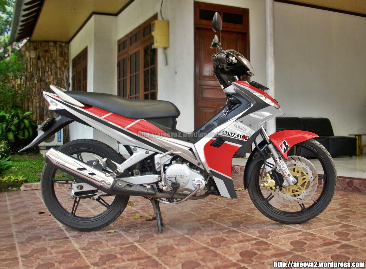 Jupiter Mx 2010 Modifikasi Stiker Kanji